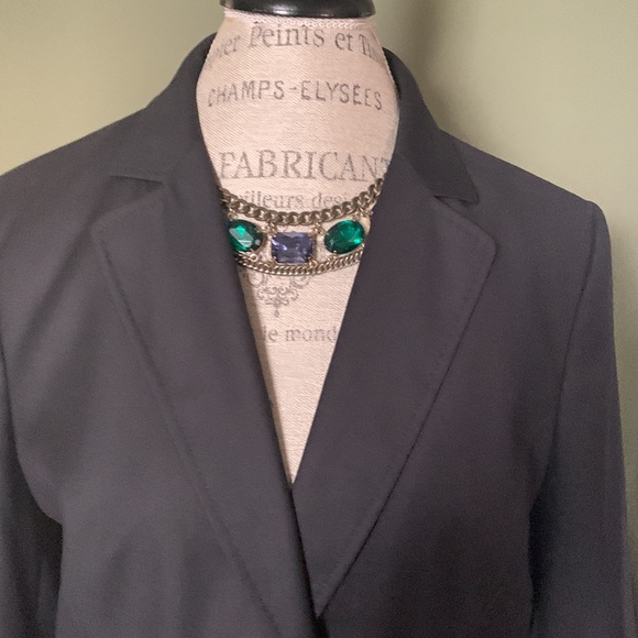 BNWOT ANNE KLEIN Black Blazer, two front pockets, with stitching details. - Picture 12 of 12